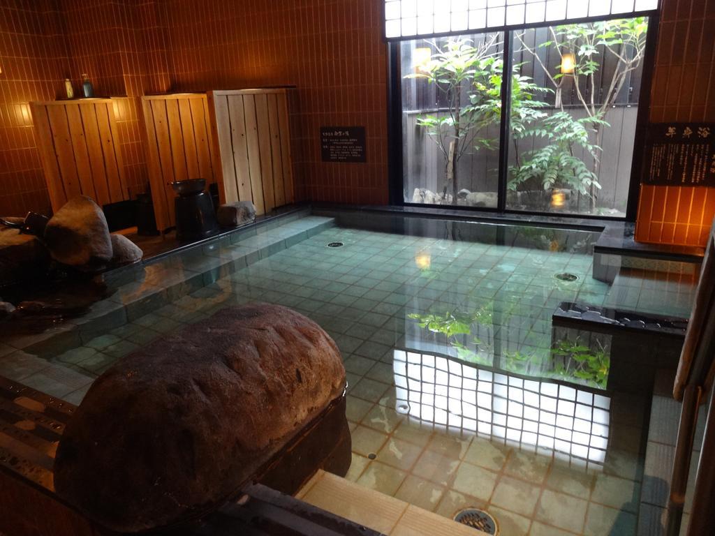 Dormy Inn Hakata Gion Fukuoka  Exterior foto